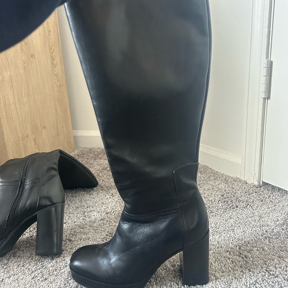 Coach and Four Black Heeled Boots
